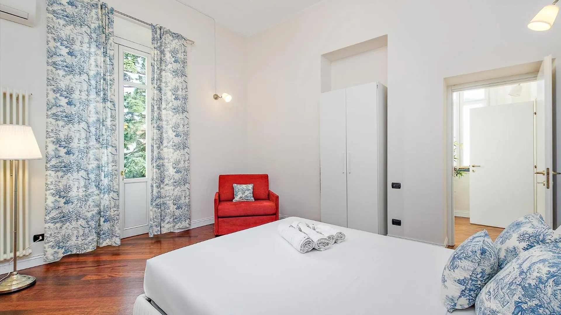 Two-Room Apartment In Como Center 0*,  Italy