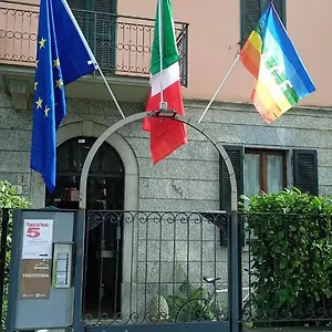 Pensionat Gira, Como