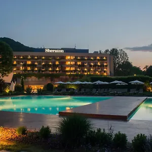 Sheraton מלון