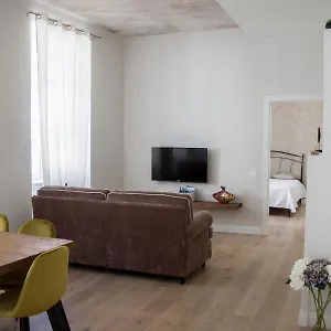 Apartment Vintage, Como